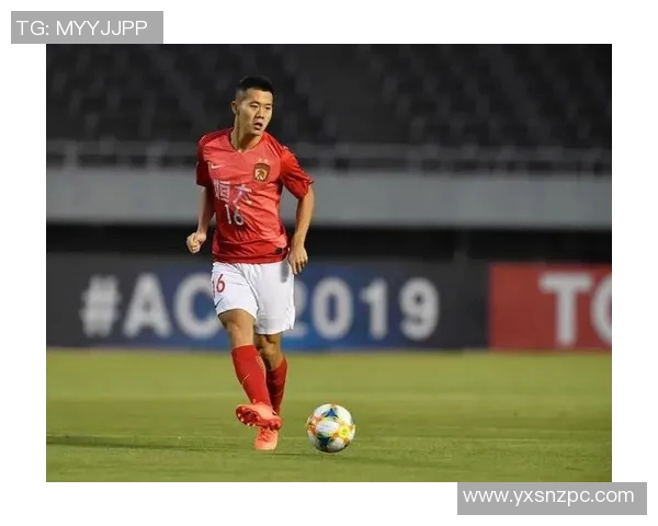 中国足球明星球员有哪些 他们的代表性表现与成就分析